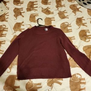 Medium maroon sweater